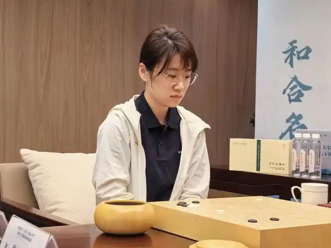 欧冠惊天逆转！皇马0-2落后连扳三城 姆巴佩读秒绝杀拯救银河战舰
