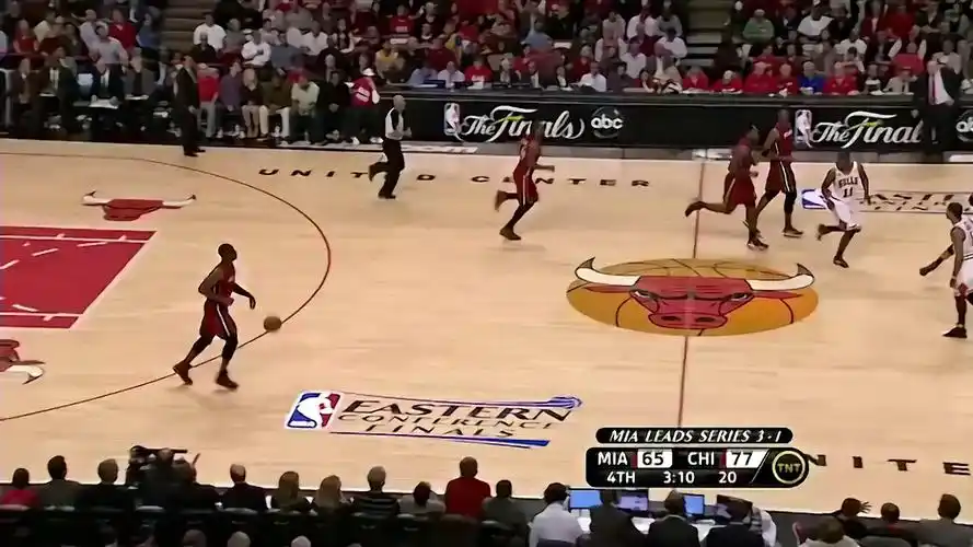 字母哥交易风暴来袭：NBA联盟格局或将迎来巨变